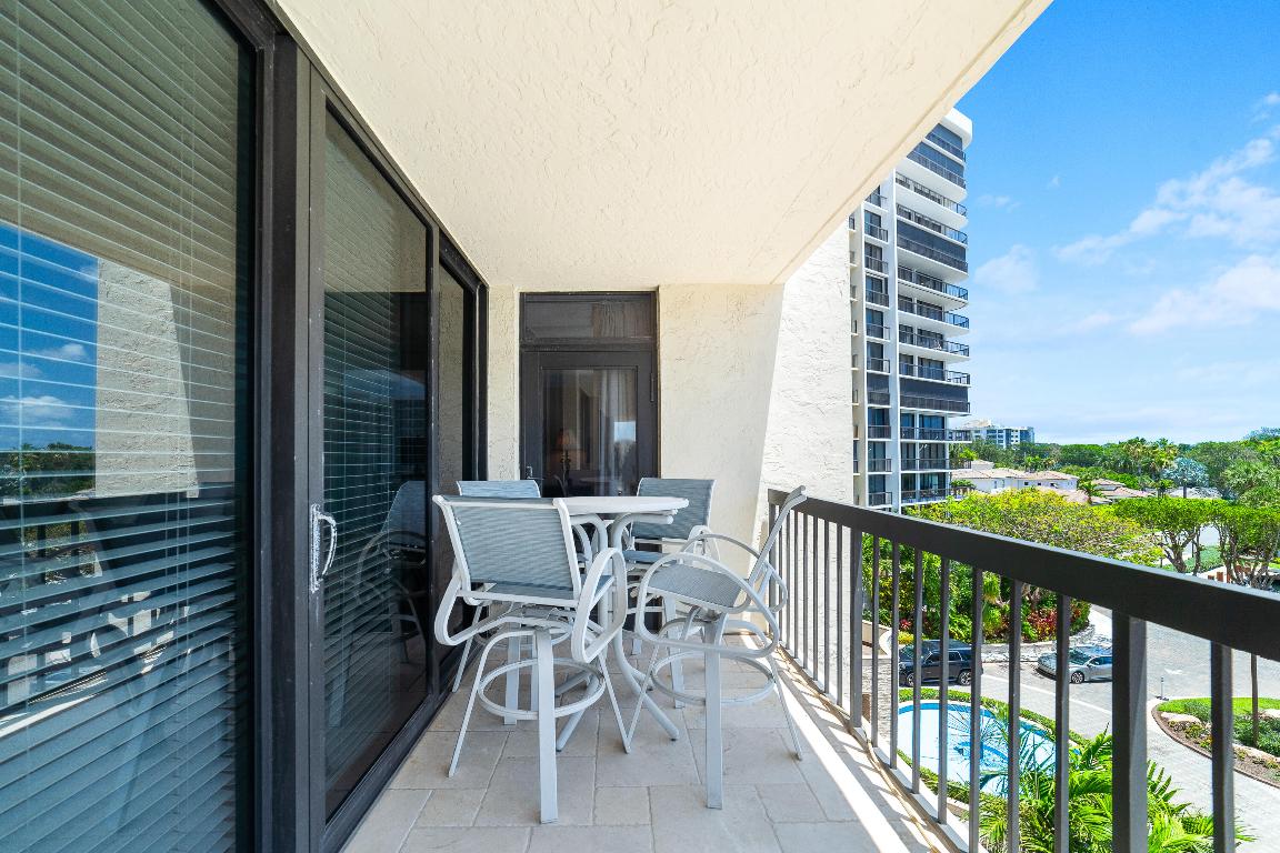BRAEMAR ISLE CONDO - Residential