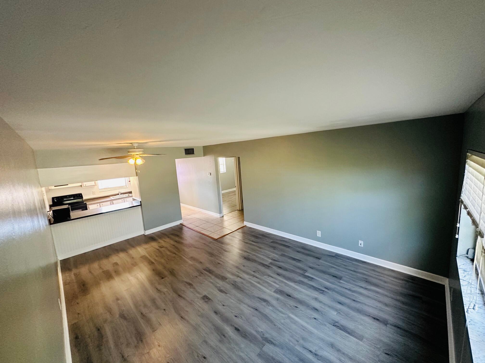 NORTH PALM BEACH VILLAGE - Residential Lease