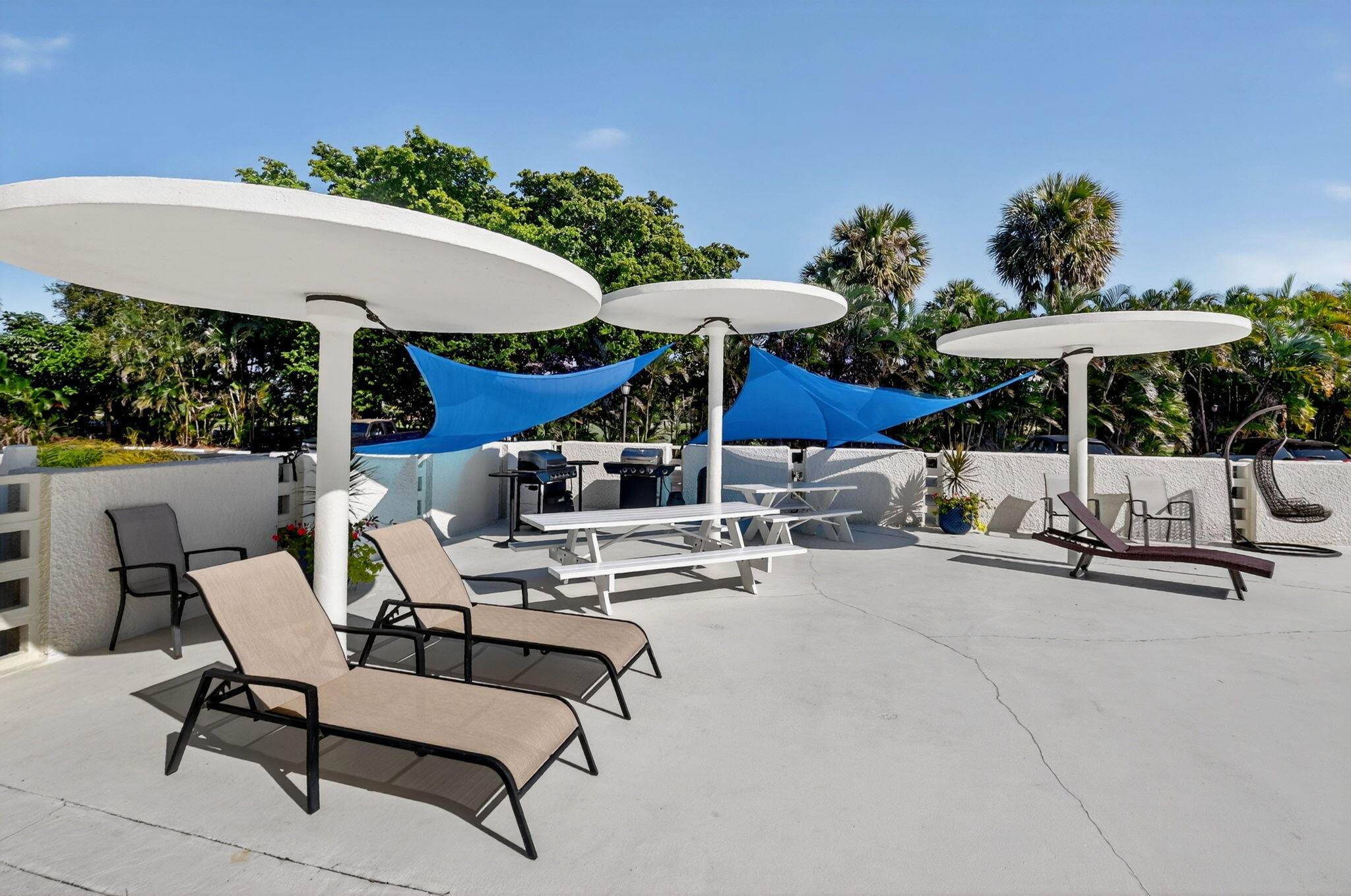 LANDS OF THE PRESIDENT CONDO 2 , - Residential