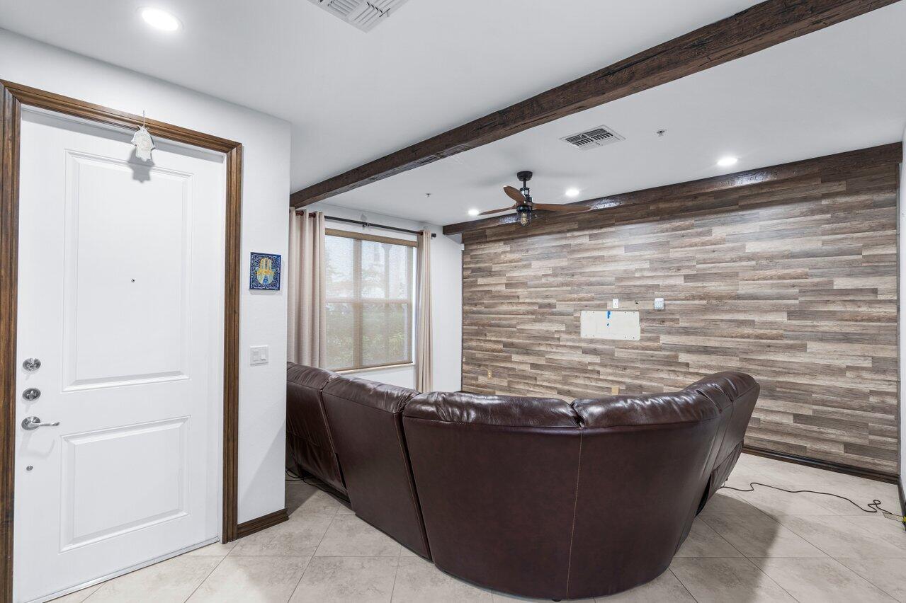 1511 NW 48th Lane