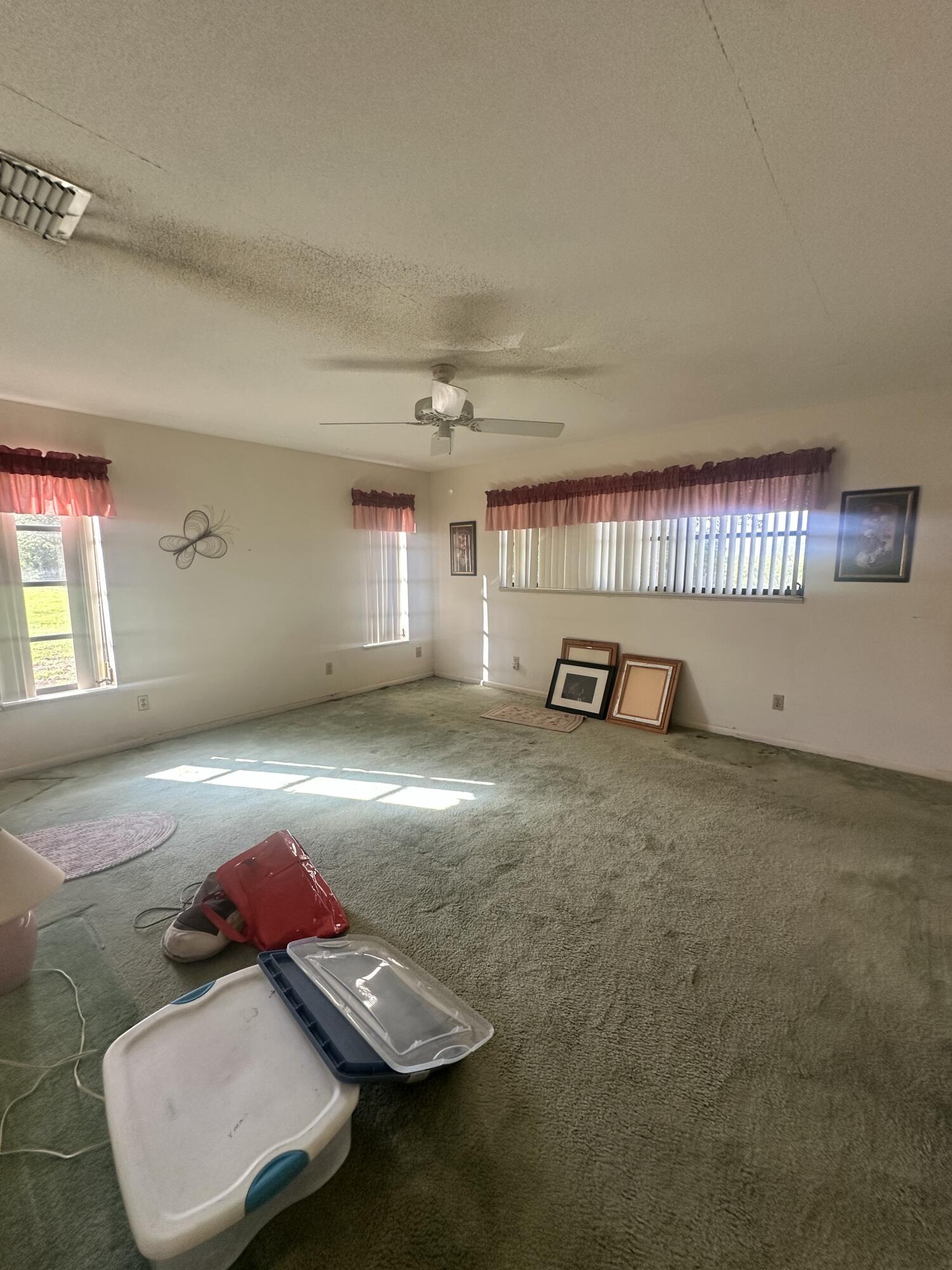 RIVER OAK ACRES - Residential