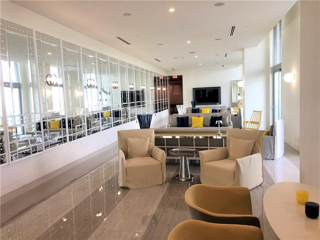 METROPICA - Residential