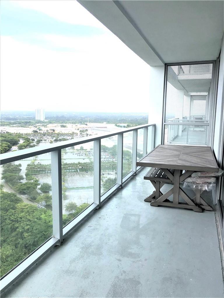 METROPICA - Residential