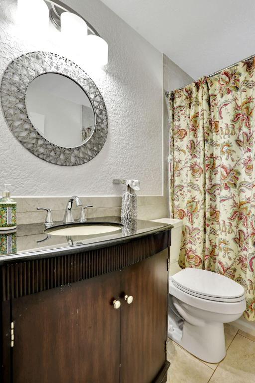 APPLEWOOD VILLAGE II-A CONDO - Residential Lease