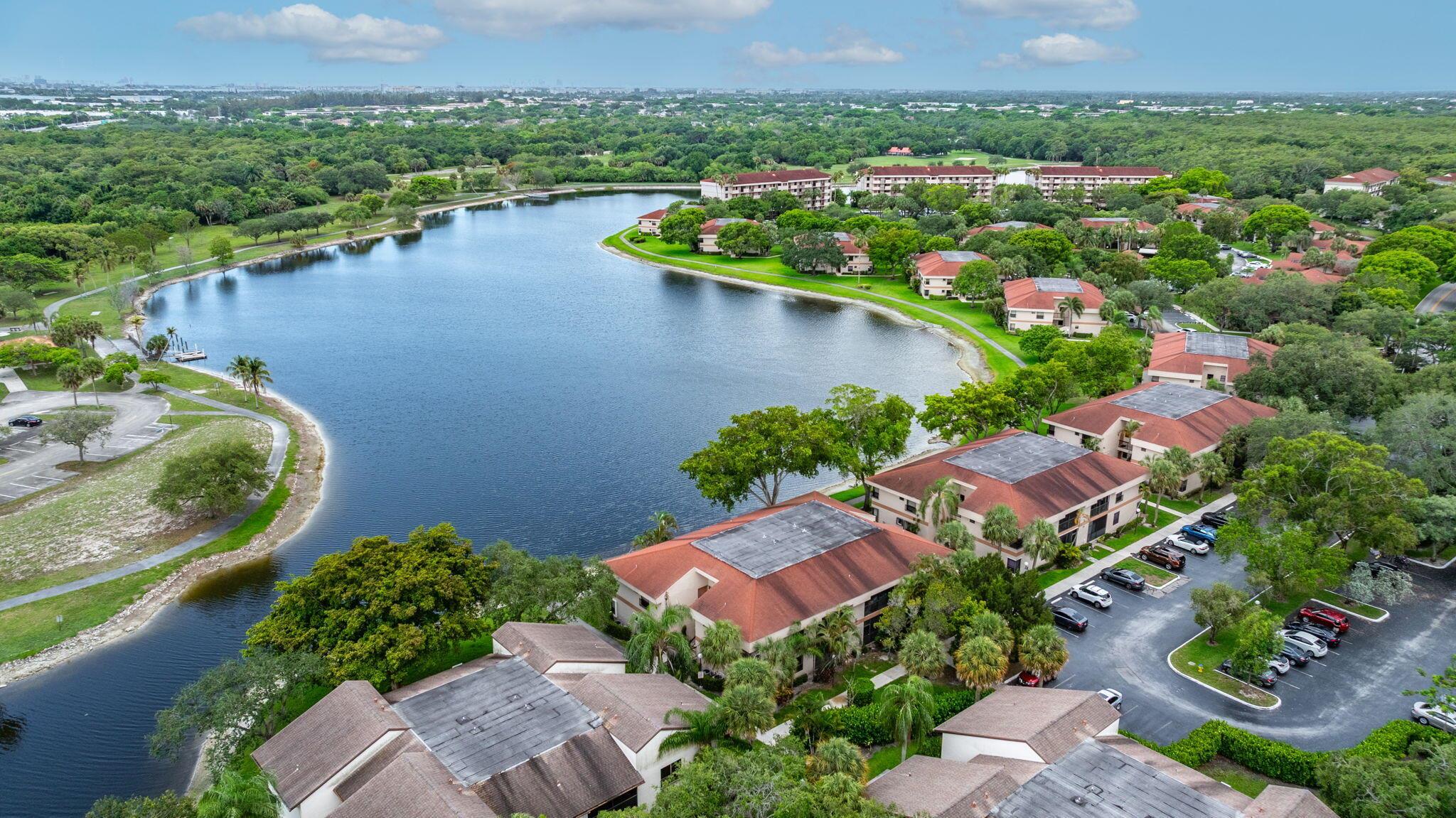 APPLEWOOD VILLAGE II-A CO - Residential Lease