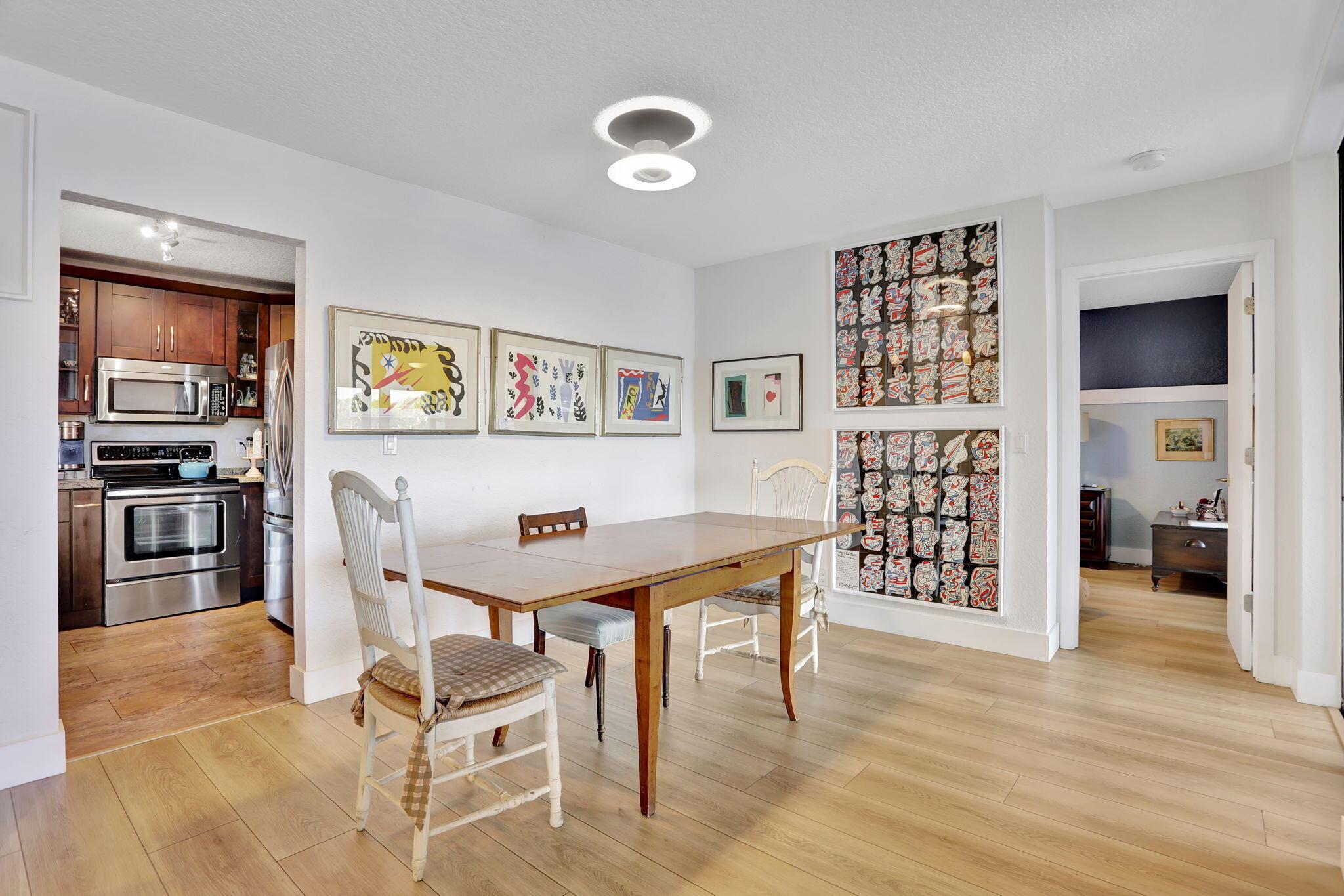 APPLEWOOD VILLAGE II-A CO - Residential Lease