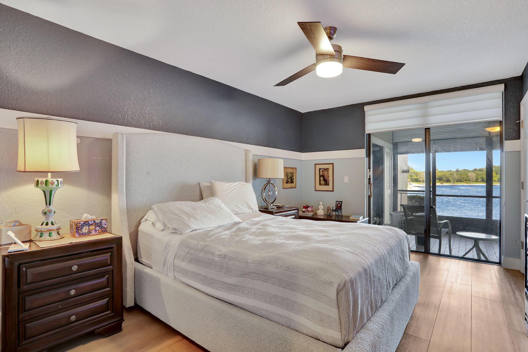 APPLEWOOD VILLAGE II-A CO - Residential Lease