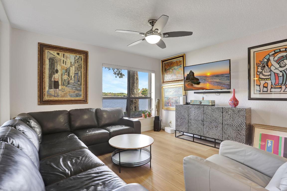 APPLEWOOD VILLAGE II-A CONDO - Residential Lease