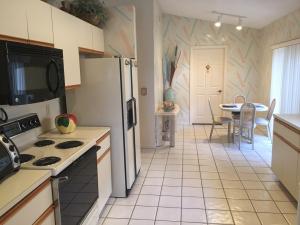 BRENTWOOD ESTATES - Residential