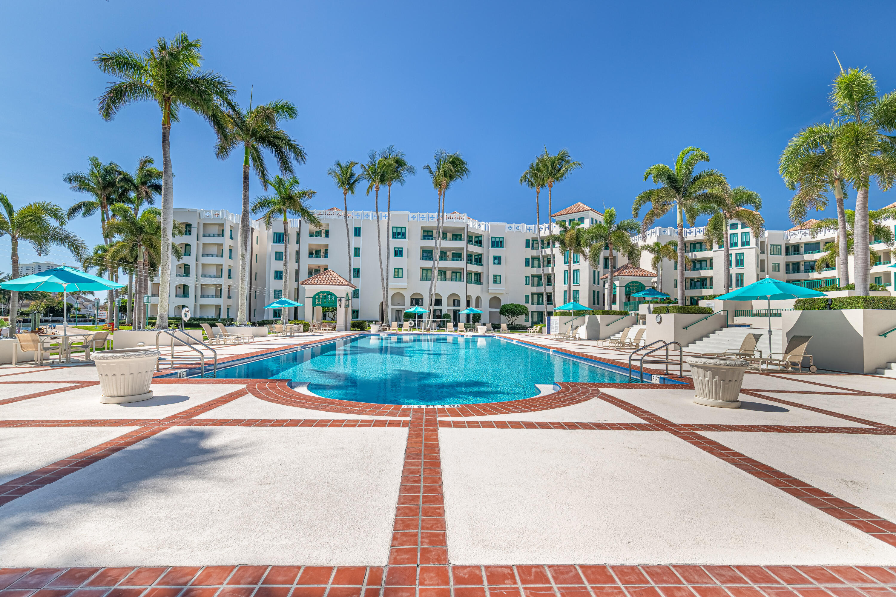 MIZNER COURT CONDO - Residential