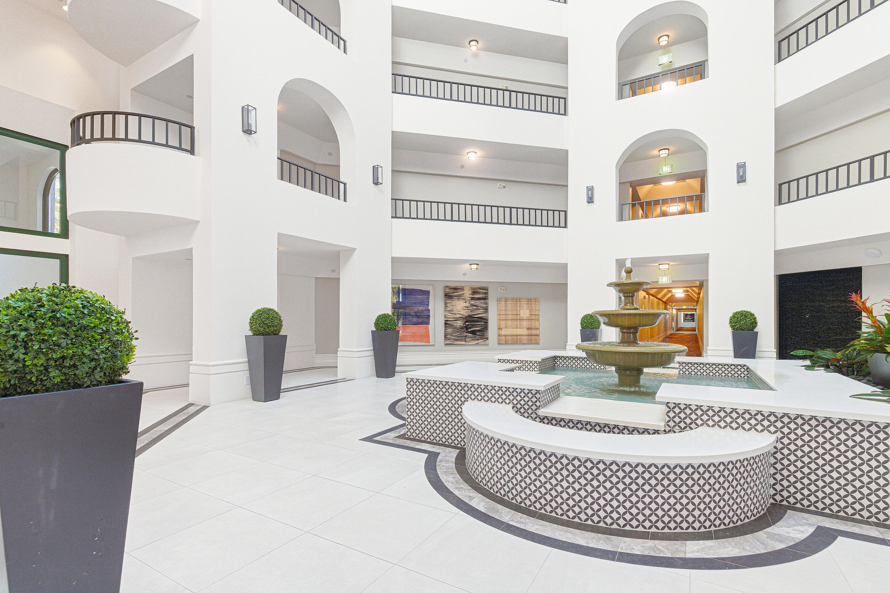 MIZNER COURT CONDO - Residential
