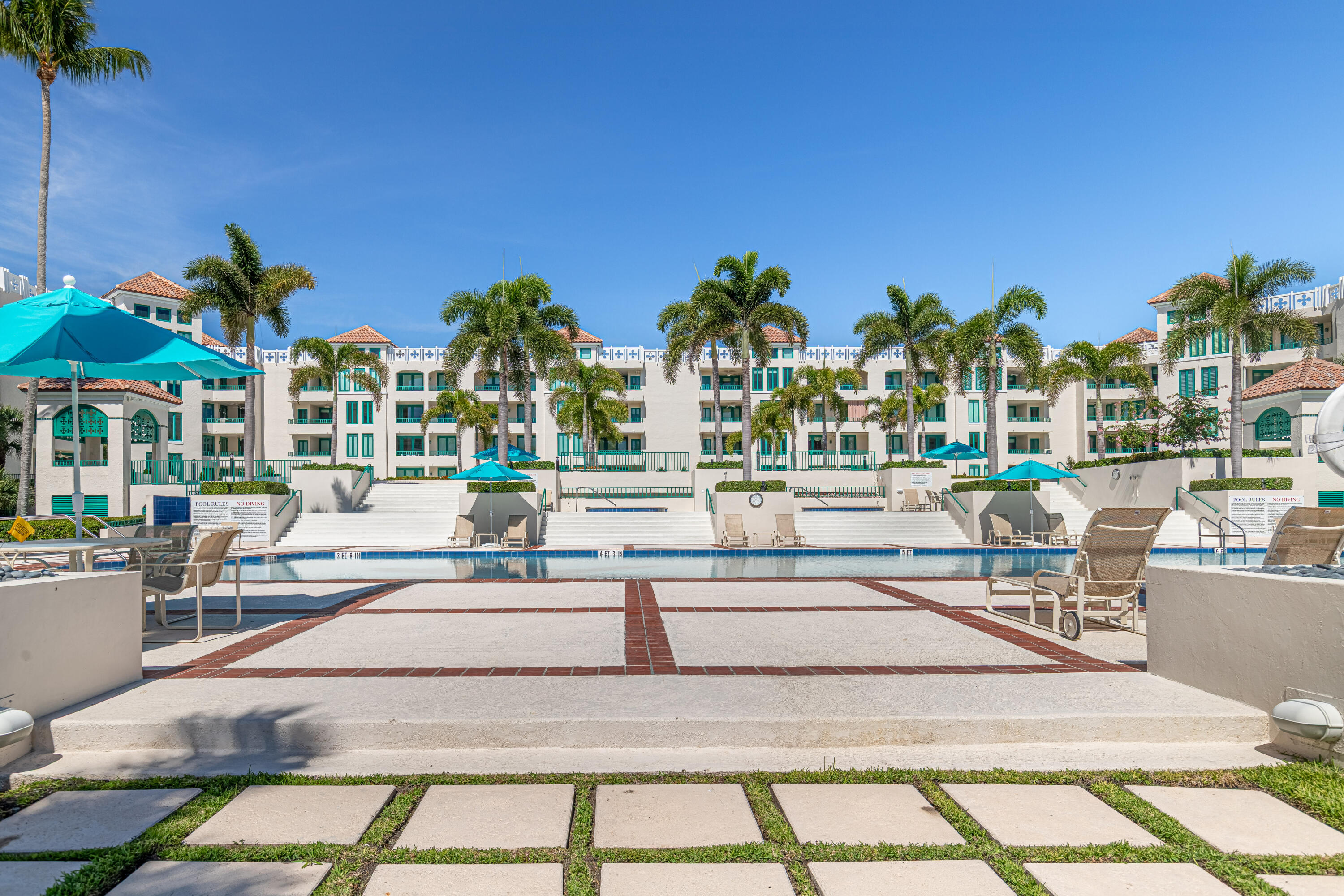 MIZNER COURT CONDO - Residential