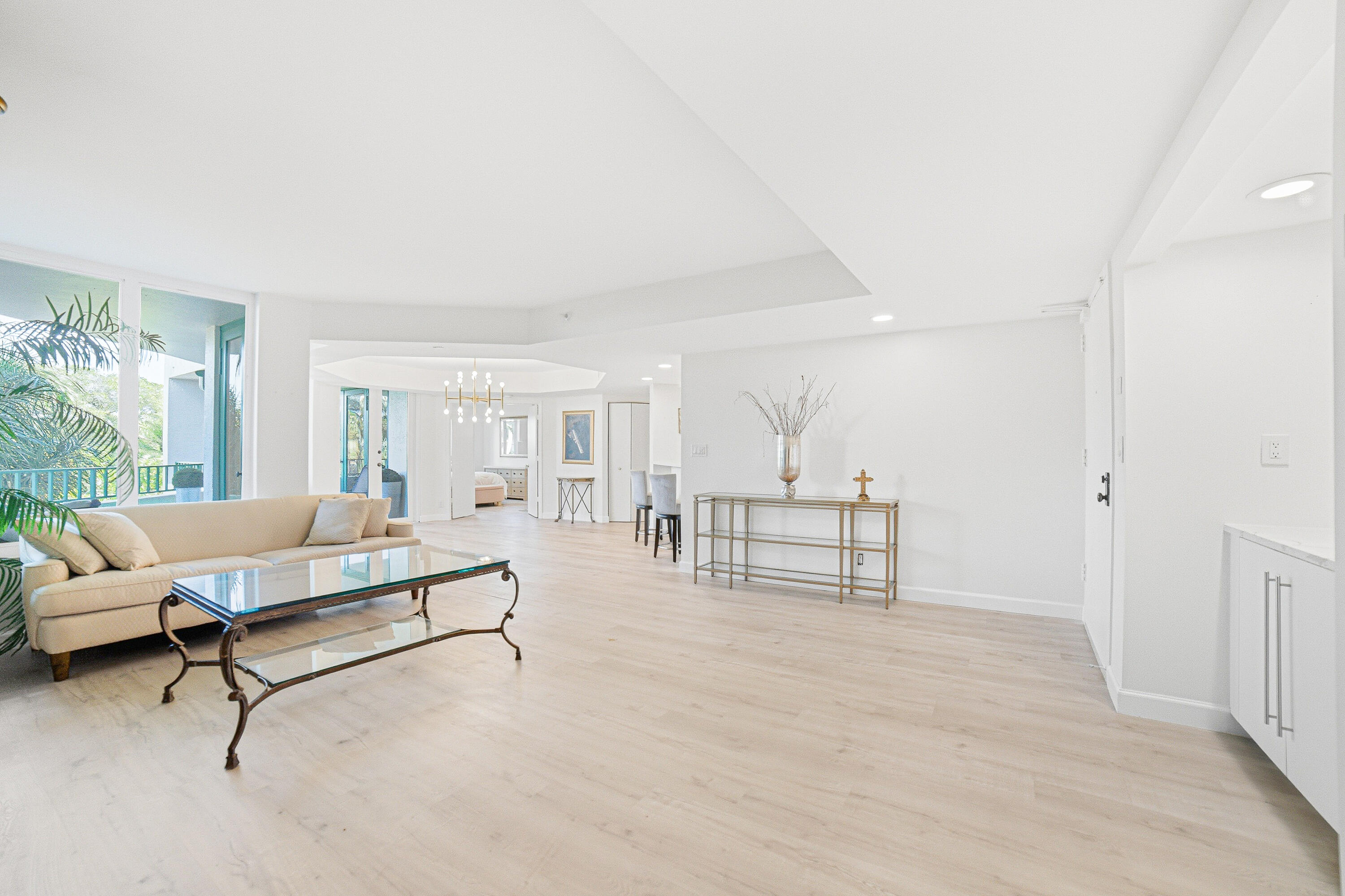 MIZNER COURT CONDO - Residential