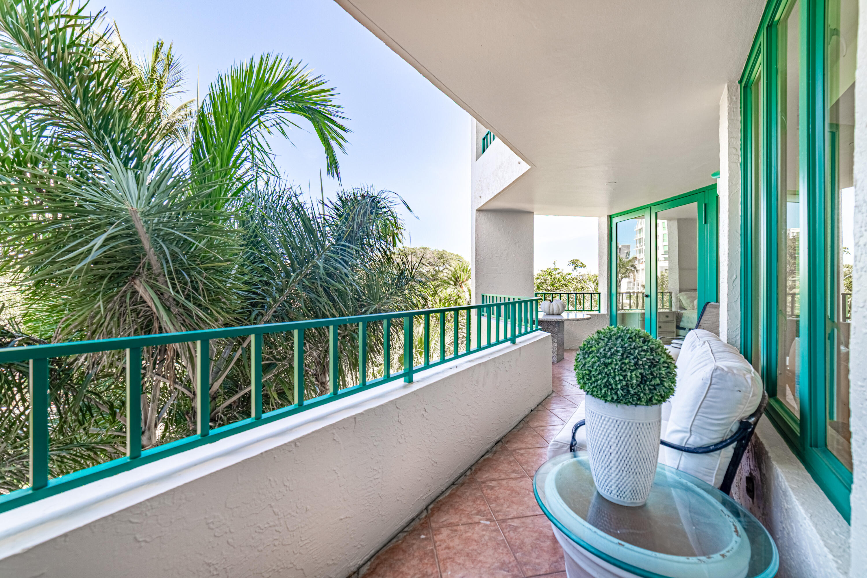 MIZNER COURT CONDO - Residential