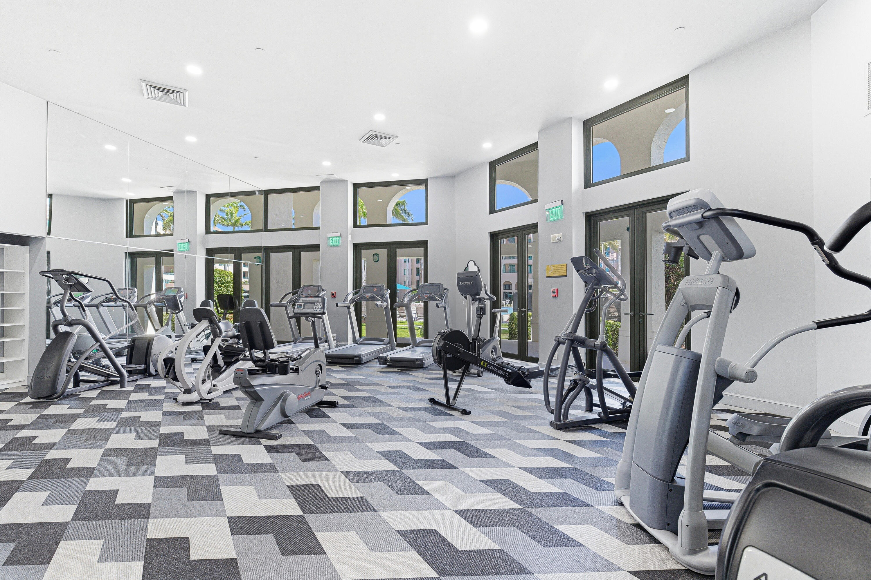 MIZNER COURT CONDO - Residential