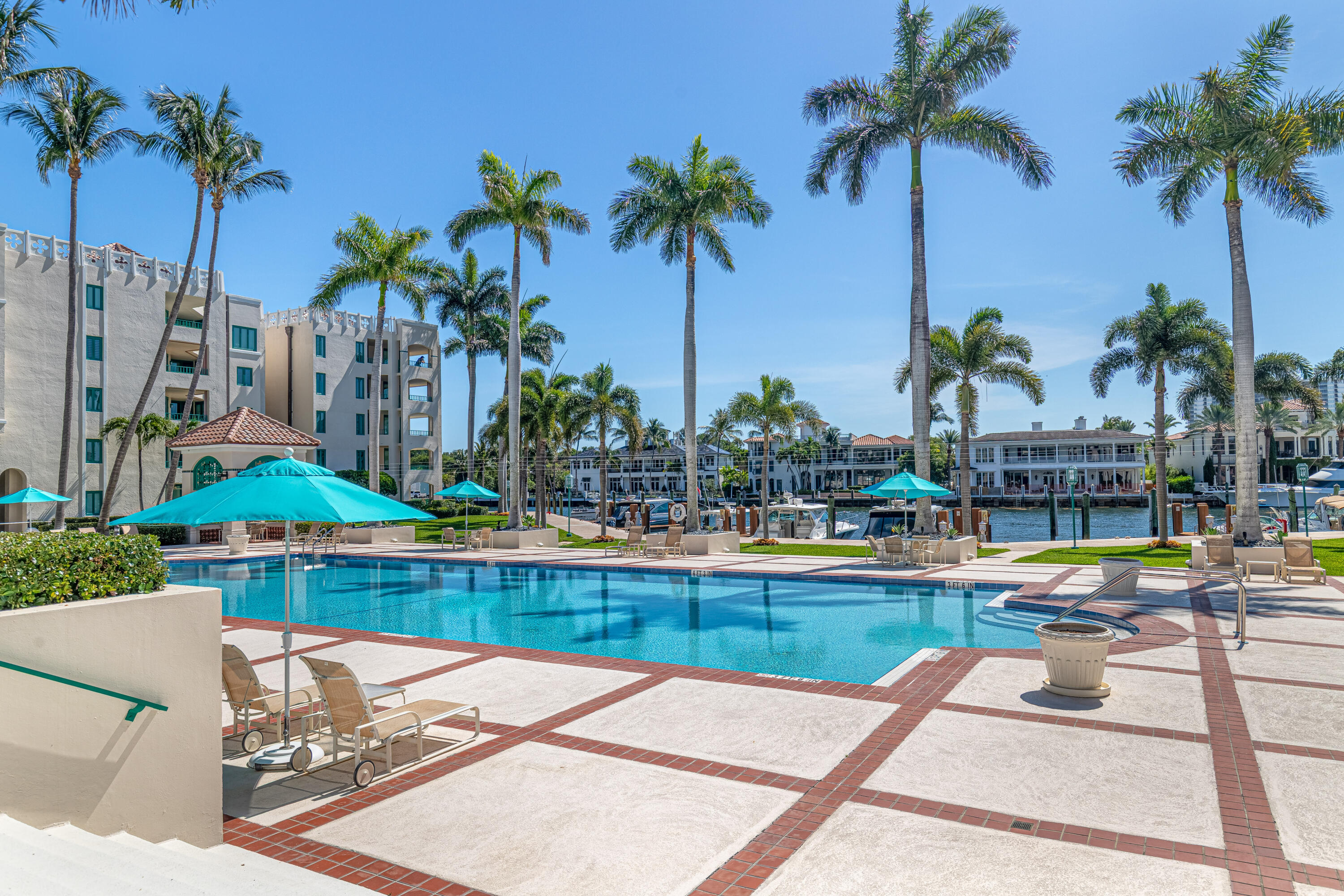 MIZNER COURT CONDO - Residential