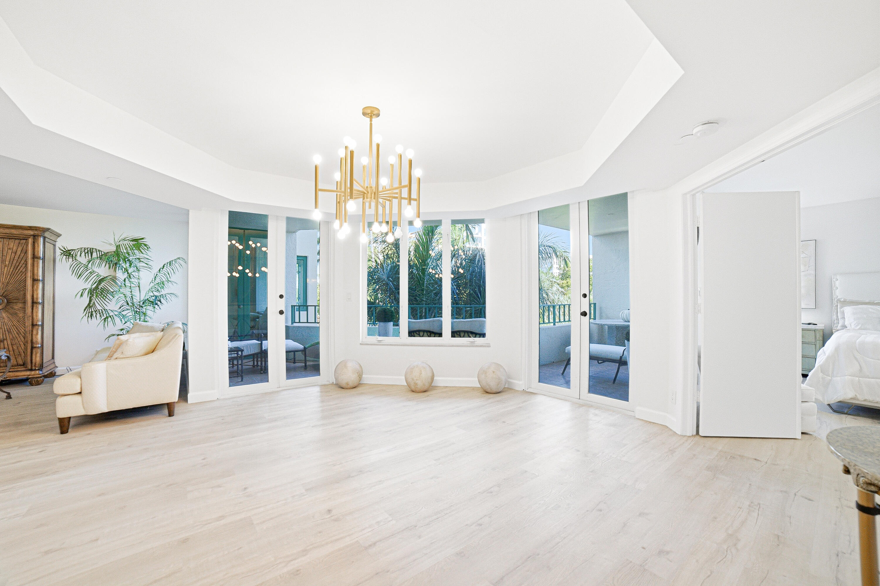 MIZNER COURT CONDO - Residential