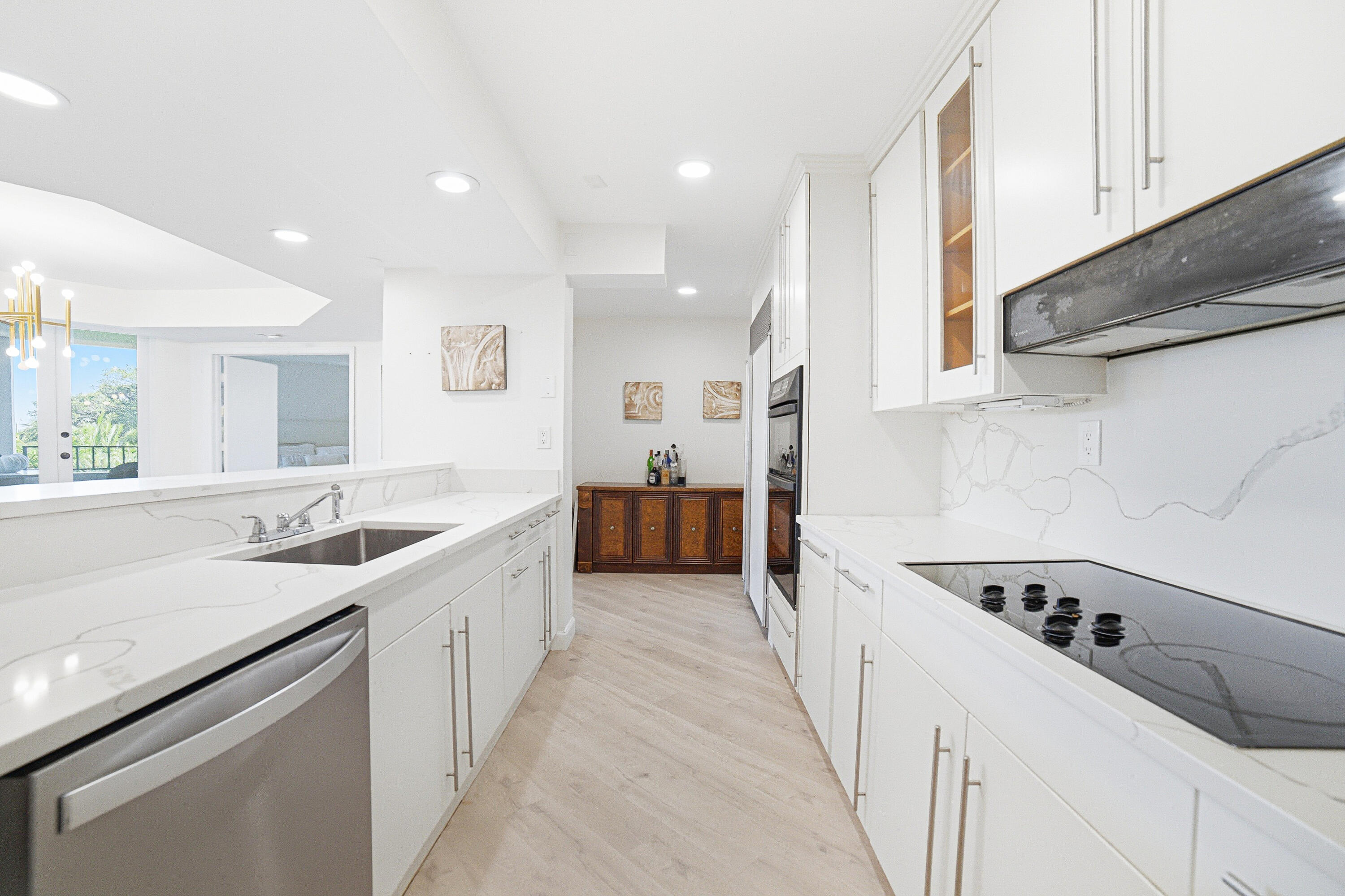 MIZNER COURT CONDO - Residential