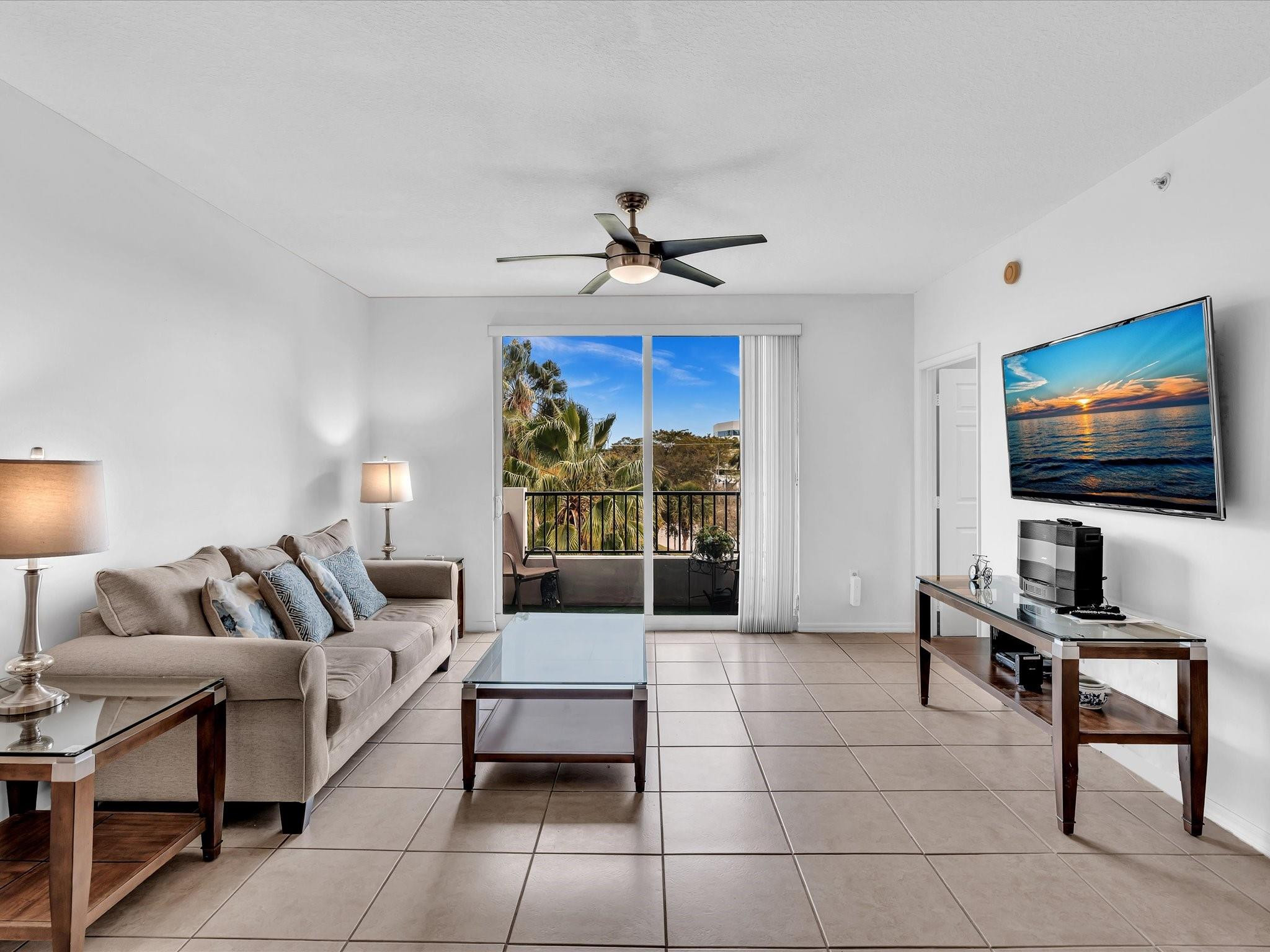 2421 NE 65th Street 406