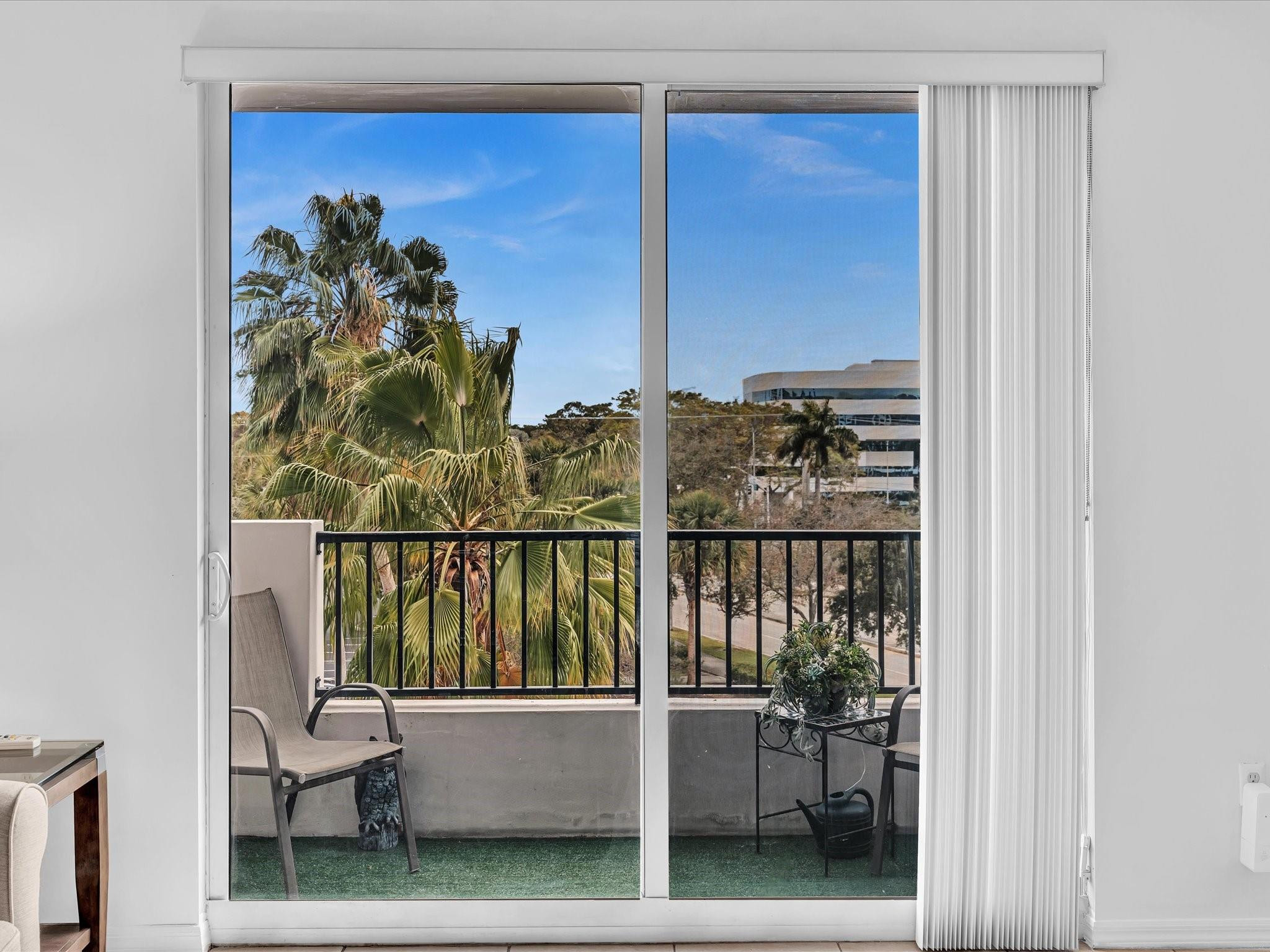 Lauderdale One - Residential