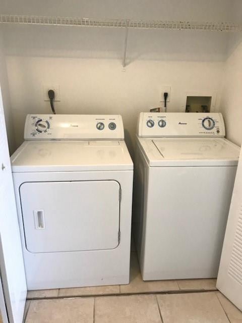 Tiny photo for 2647 NW 33rd Street #2310, Oakland Park, FL 33309 (MLS # B26049572)