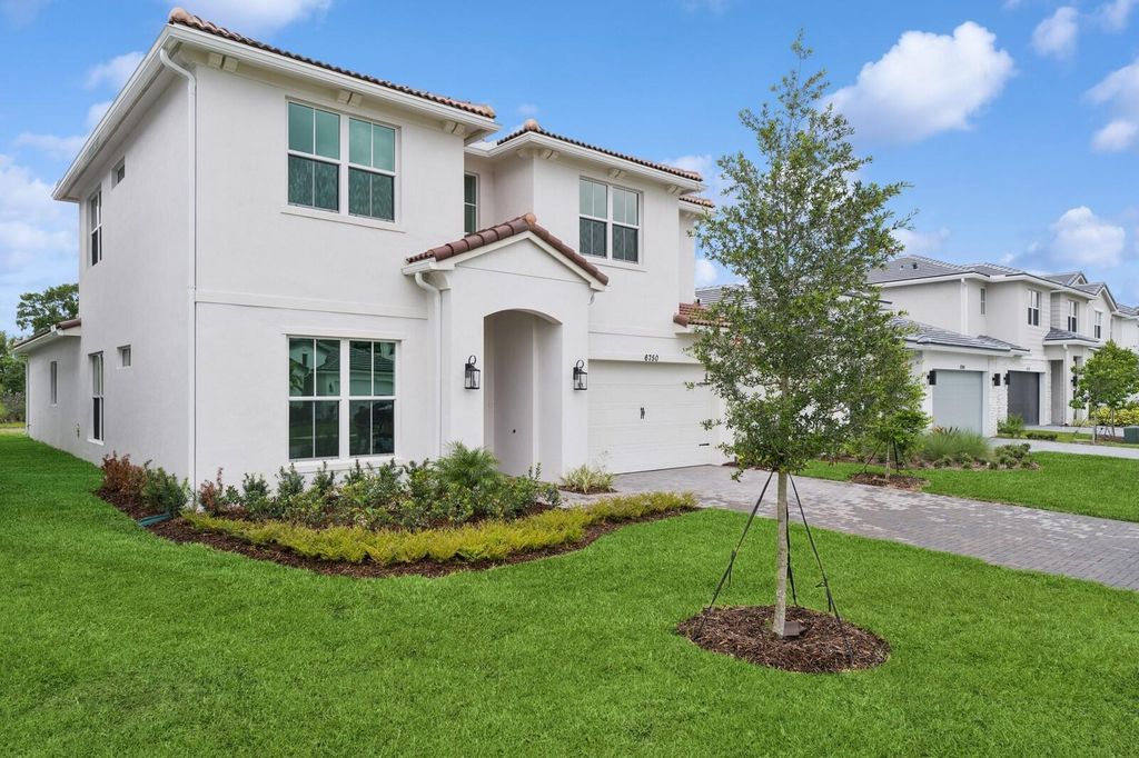 Photo of 6750 SE Lost Pine Drive #19, Stuart, FL 34997 (MLS # R11082630)