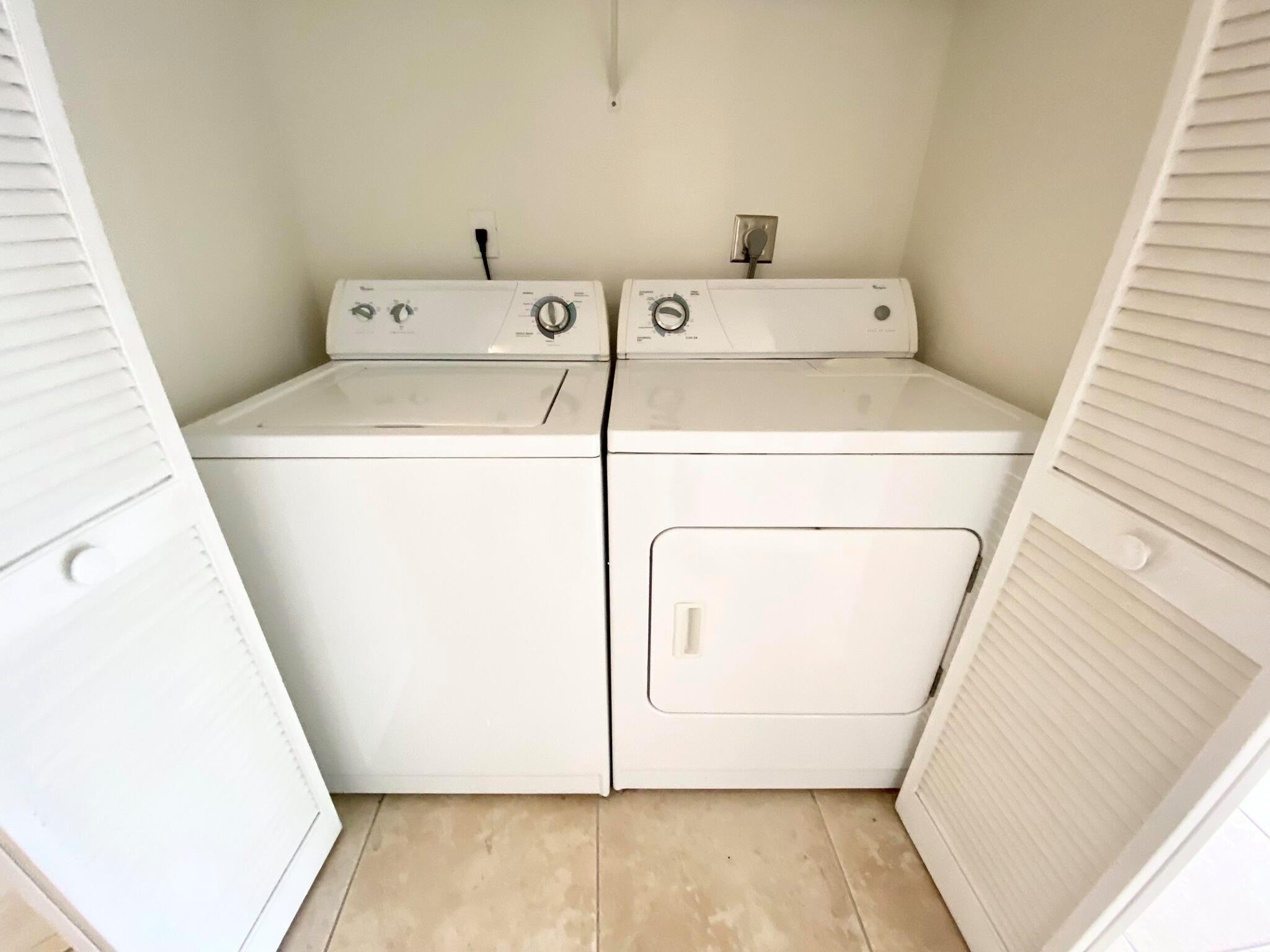 BAHIA AT DELRAY CONDO - Residential Lease