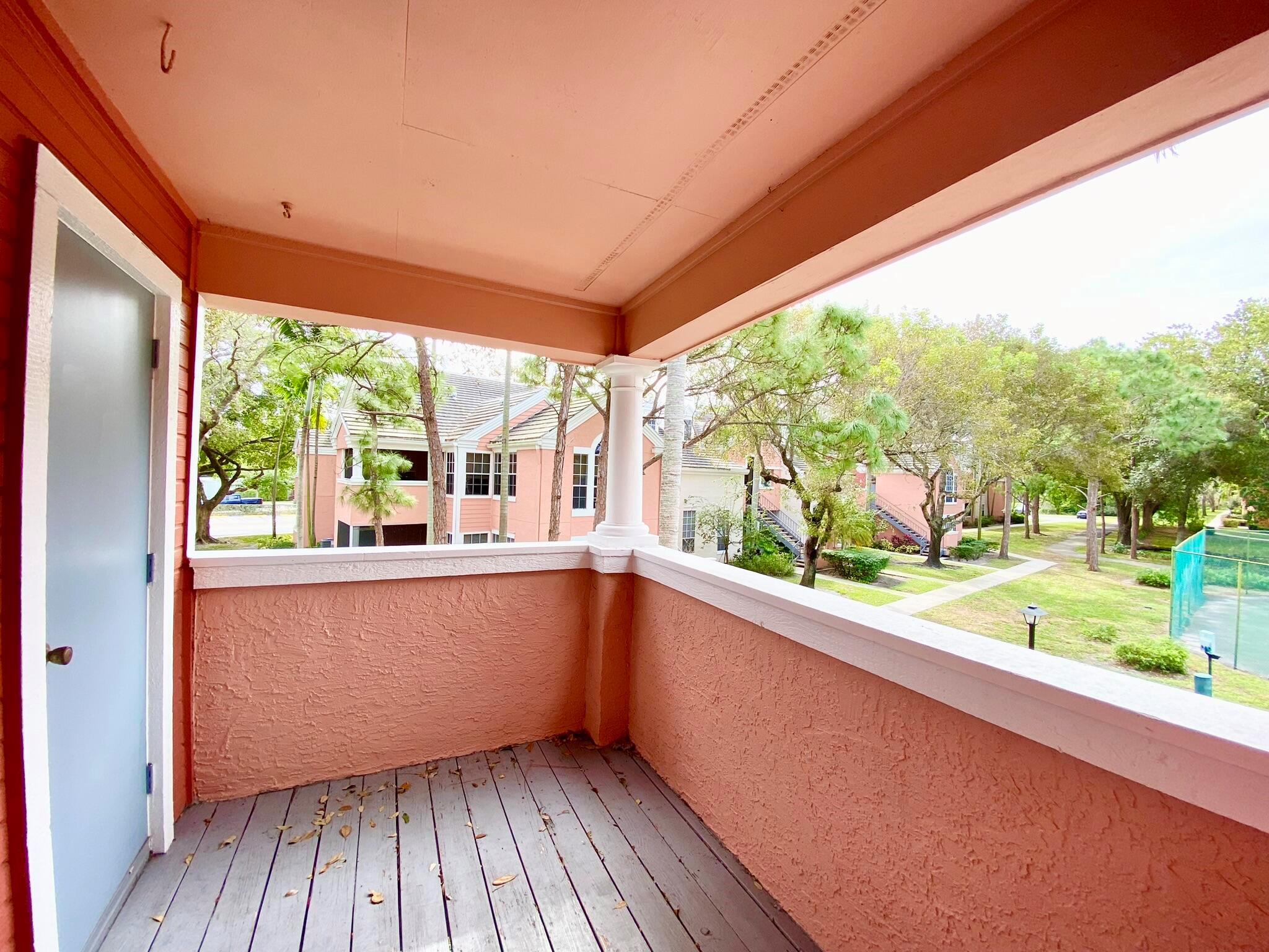 BAHIA AT DELRAY CONDO - Residential Lease