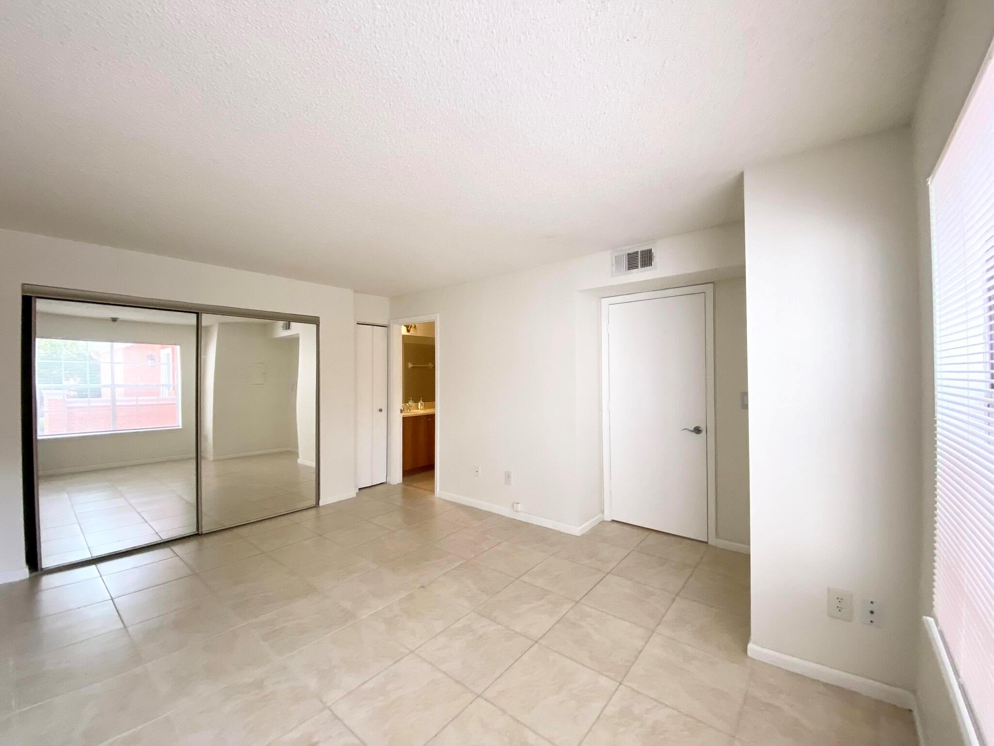 BAHIA AT DELRAY CONDO - Residential Lease