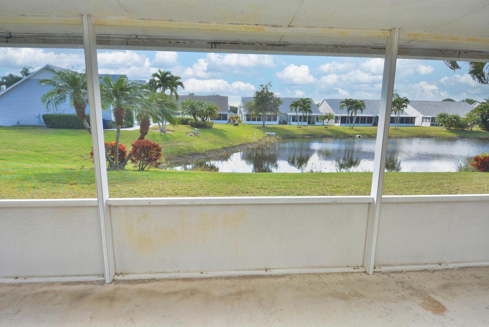 TROPICAL EAST - Residential