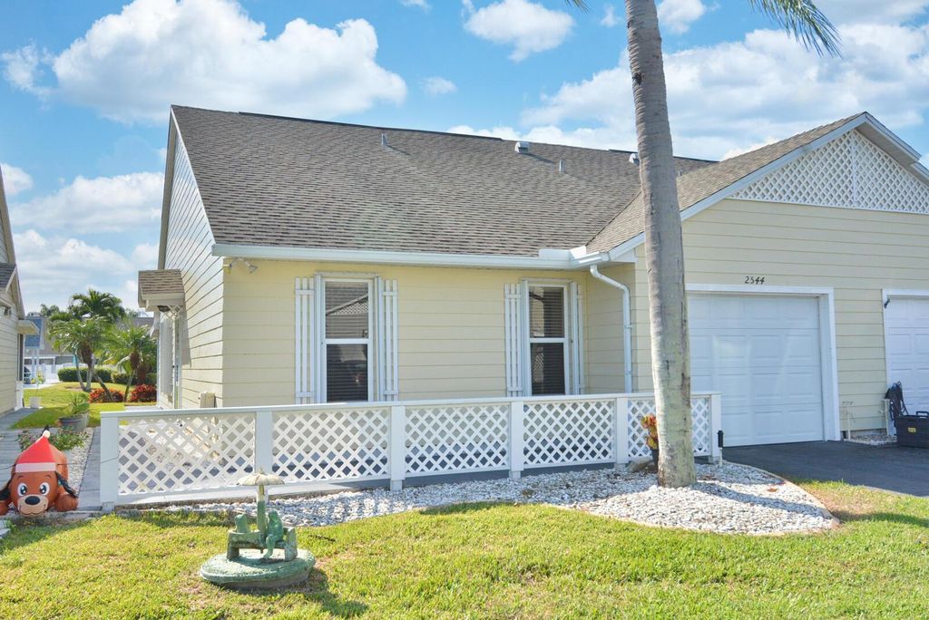 Photo of 2544 SE Tropical East Circle E, Port Saint Lucie, FL 34952 (MLS # R11145705)