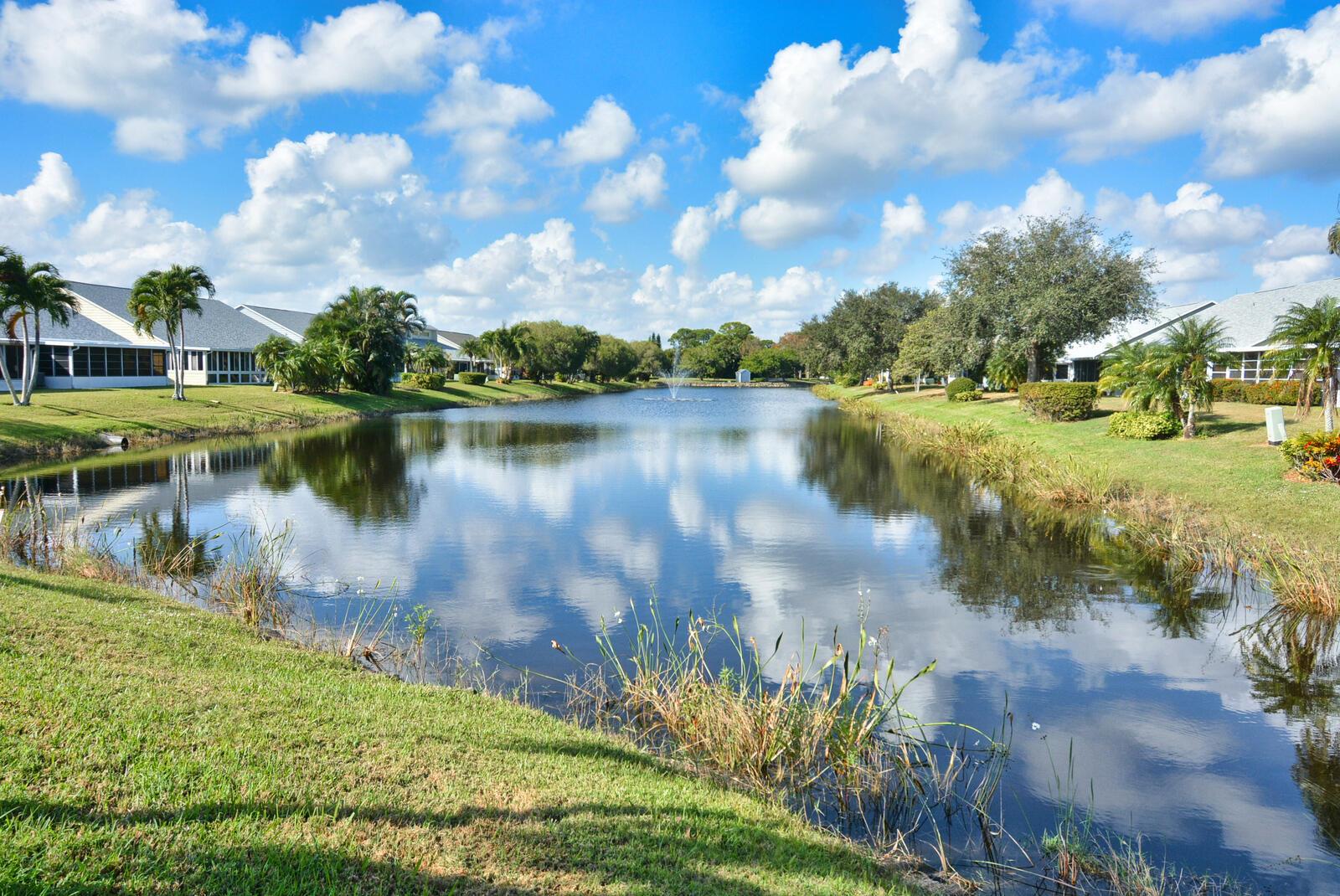 TROPICAL EAST - Residential