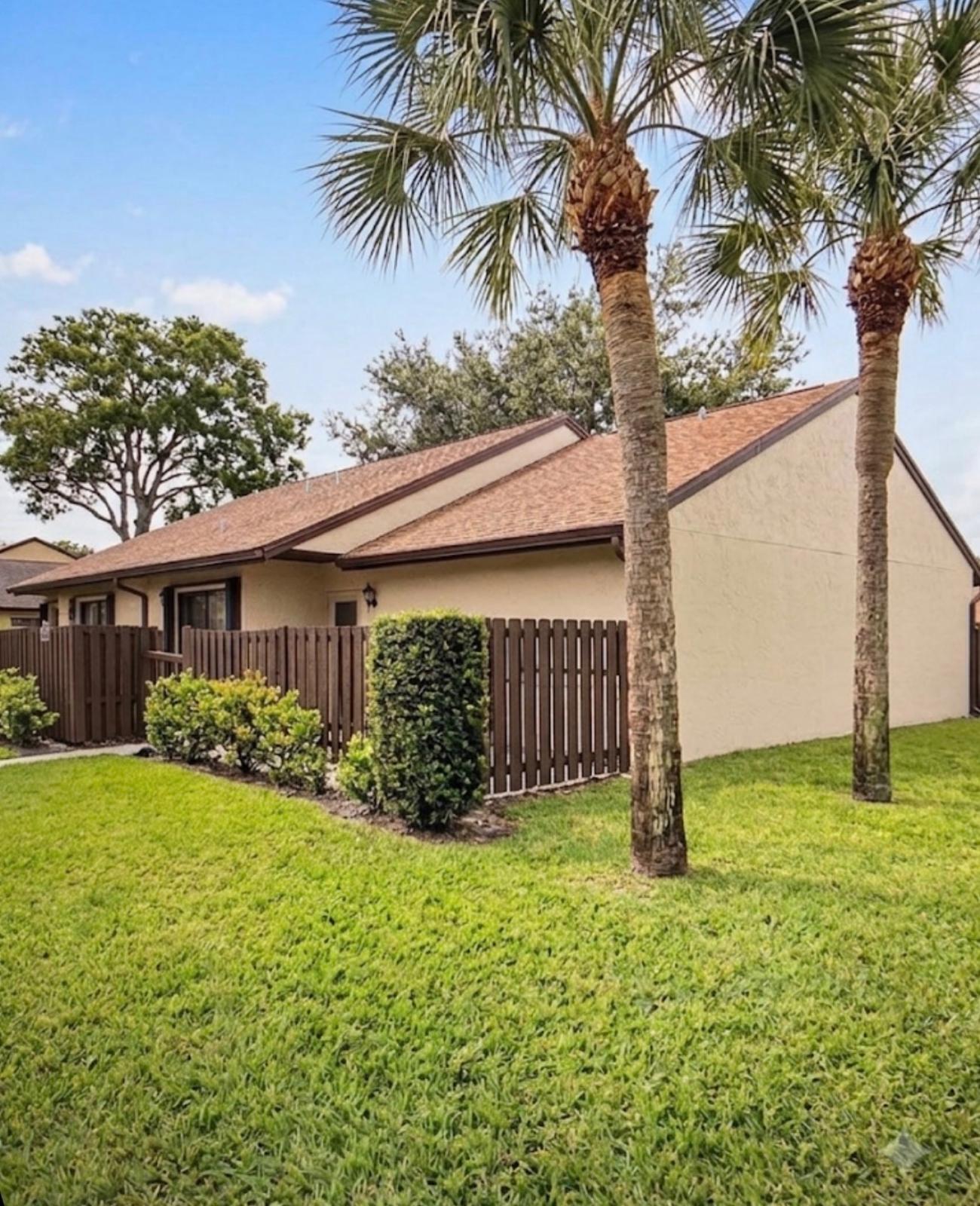 1017 Green Pine Boulevard