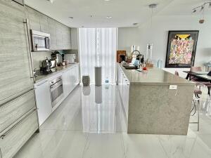 400 SUNNY ISLES CONDO EAST - Residential