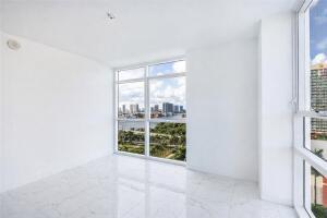 400 SUNNY ISLES CONDO EAST - Residential