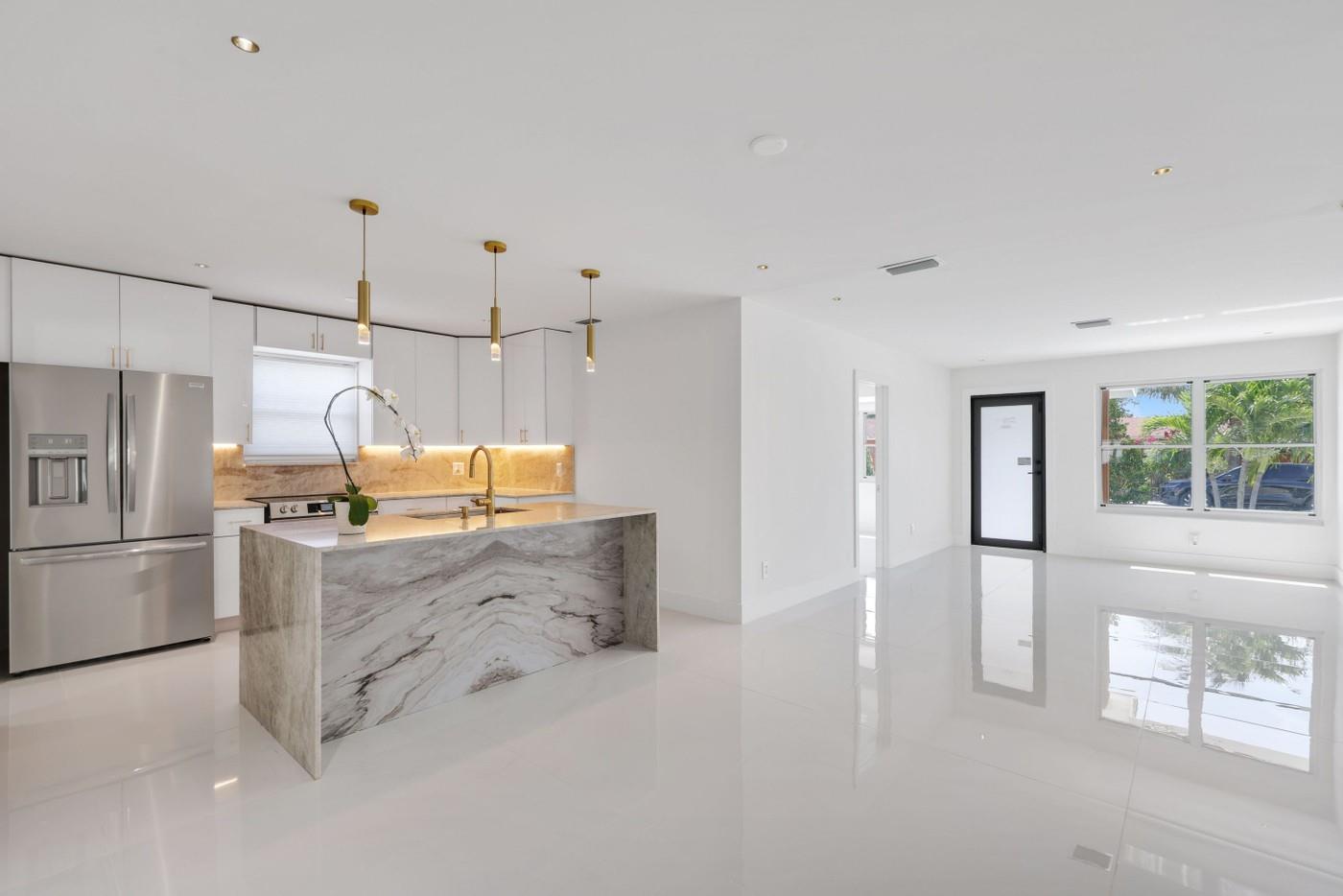 3349 El Vedado Ct