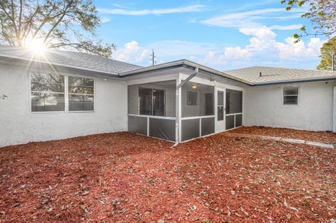 A home in Port St Lucie