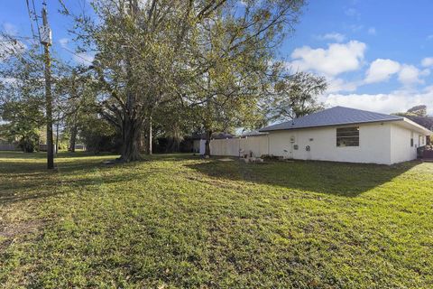 A home in Port St Lucie