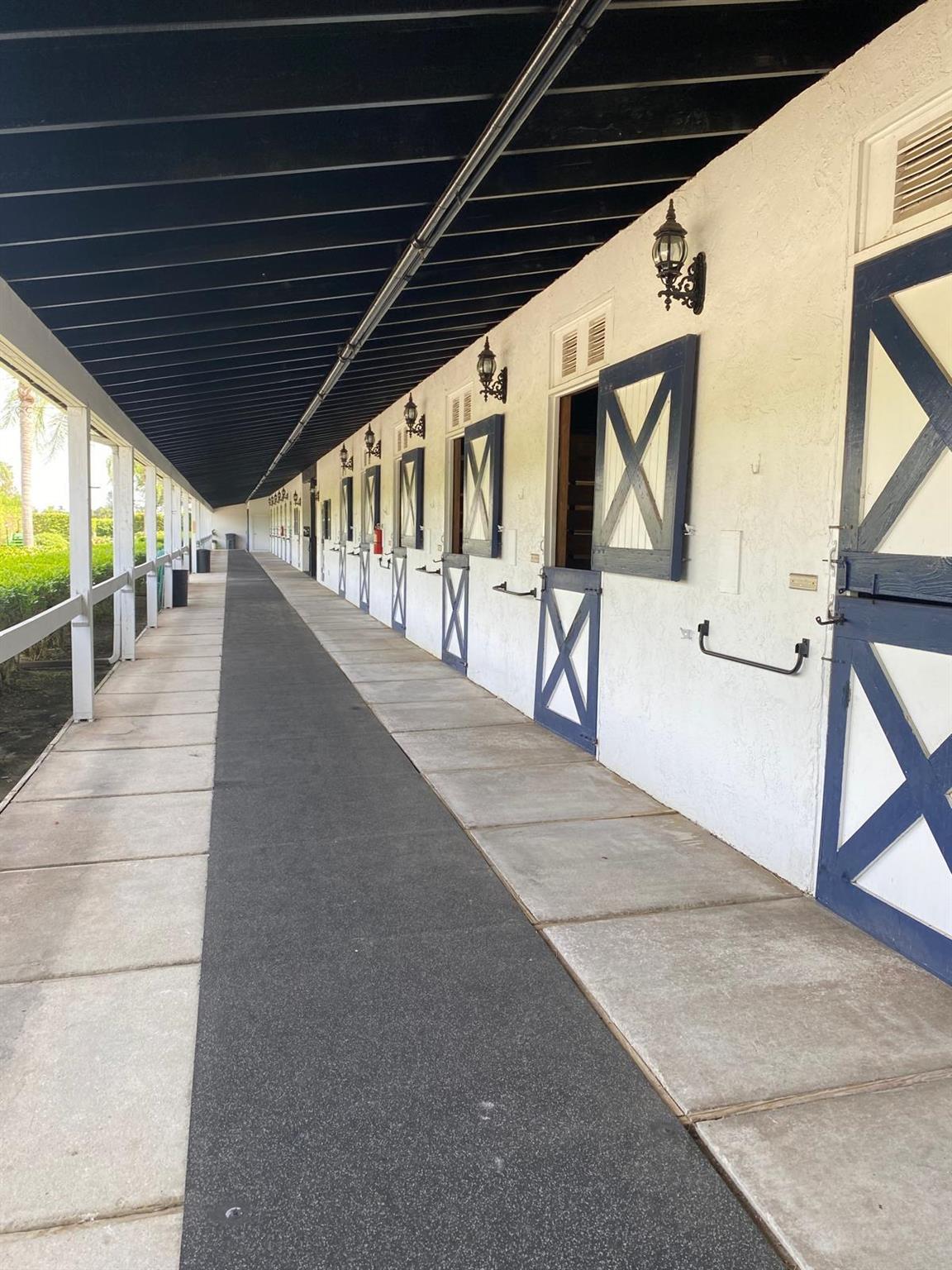 SOUTHFIELDS WELLINGTON CO - Residential Lease