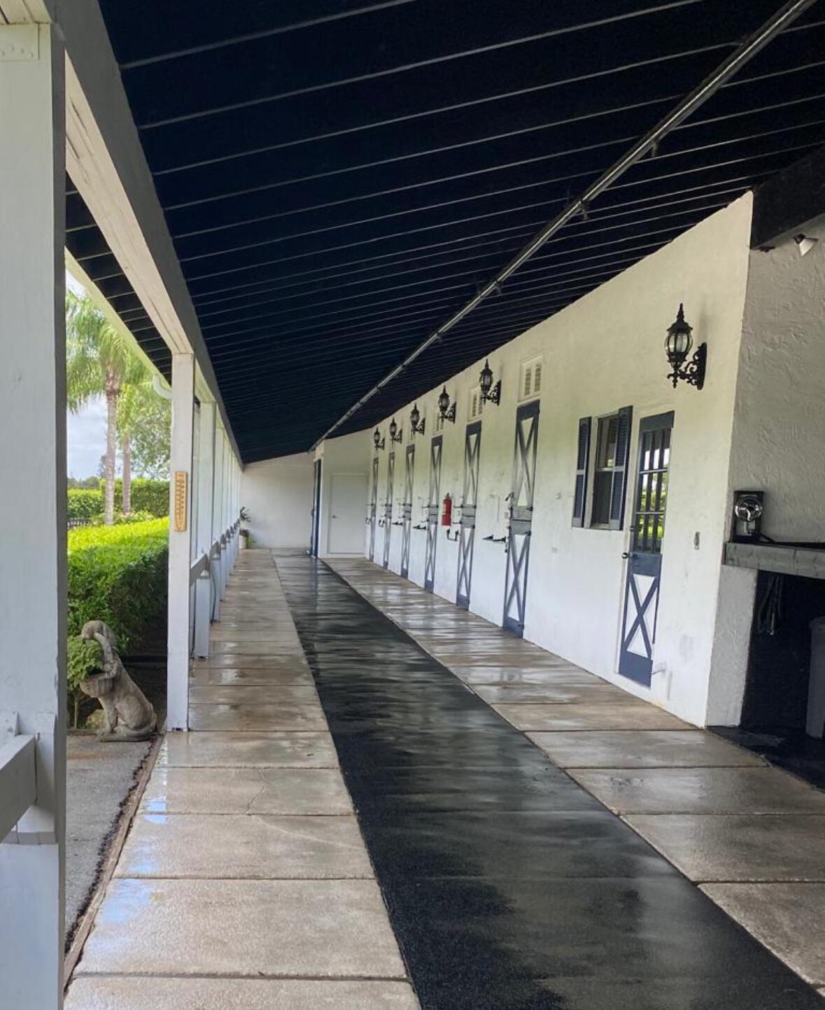 SOUTHFIELDS WELLINGTON CO - Residential Lease