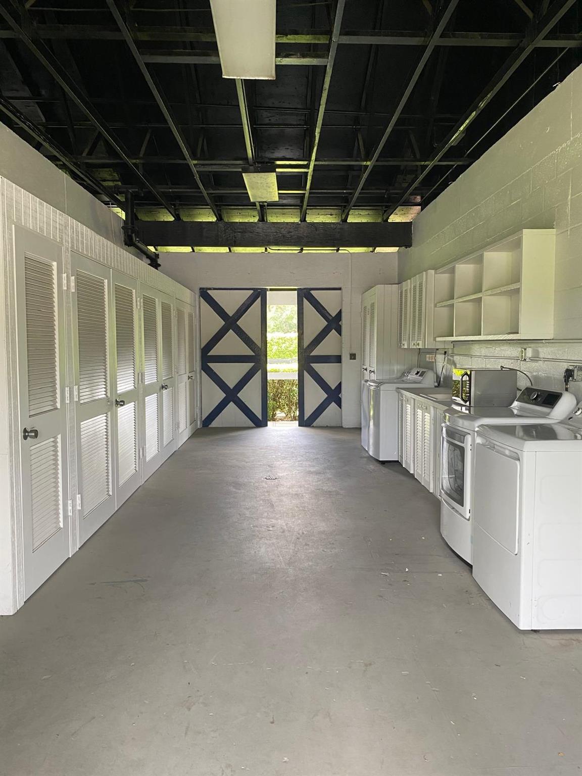 SOUTHFIELDS WELLINGTON CO - Residential Lease