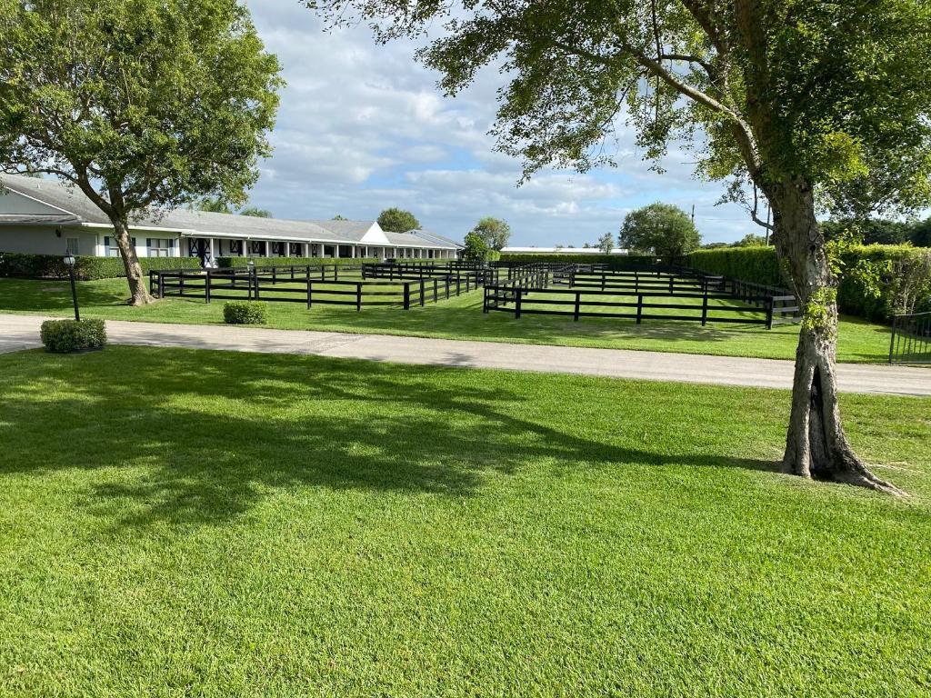 SOUTHFIELDS WELLINGTON COUNTRY - Land