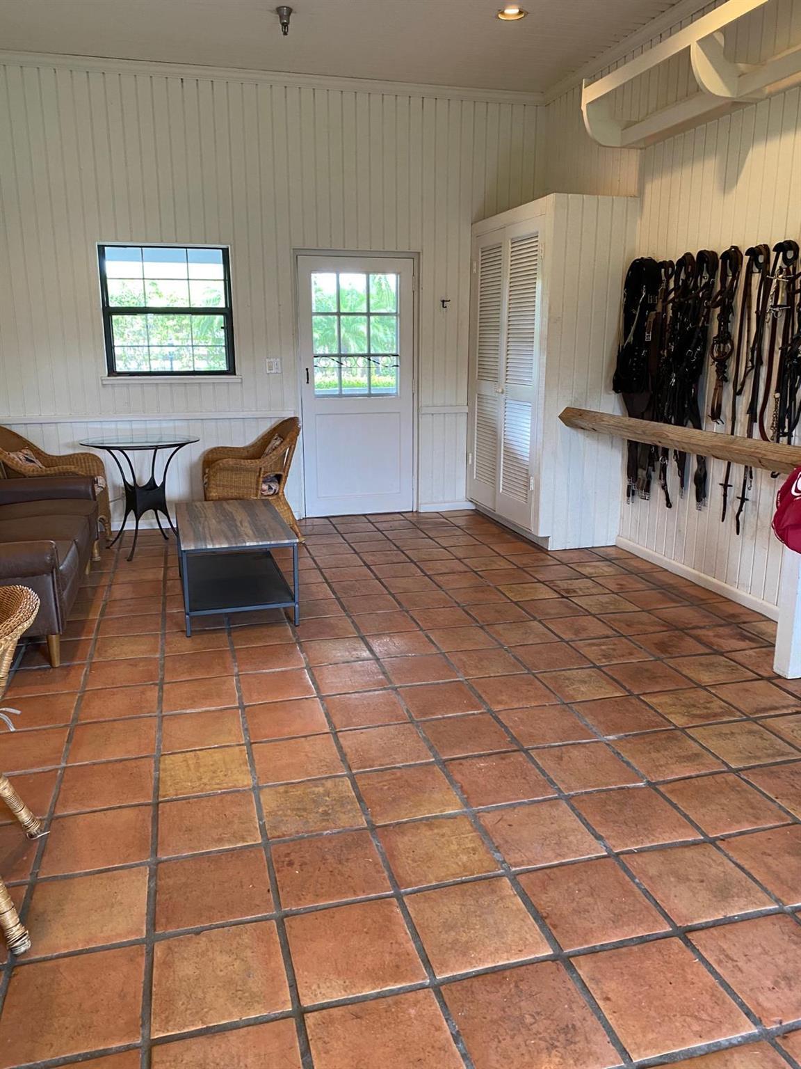 SOUTHFIELDS WELLINGTON CO - Residential Lease