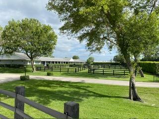 SOUTHFIELDS WELLINGTON CO - Residential Lease