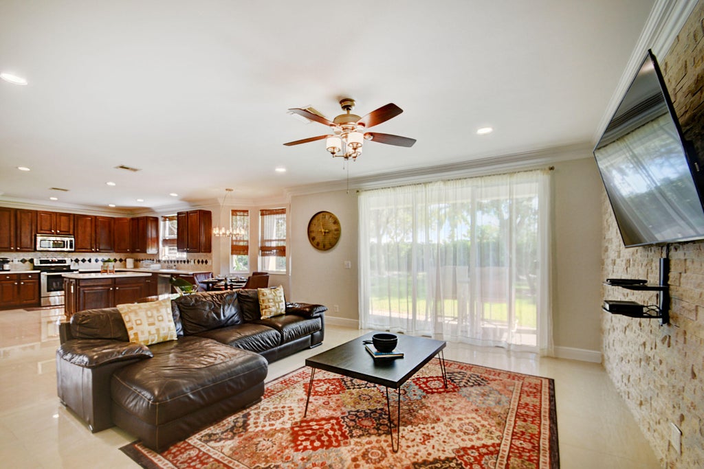 Photo of 4006 BAHIA ISLE Circle, Wellington, FL 33449 (MLS # B26063793)