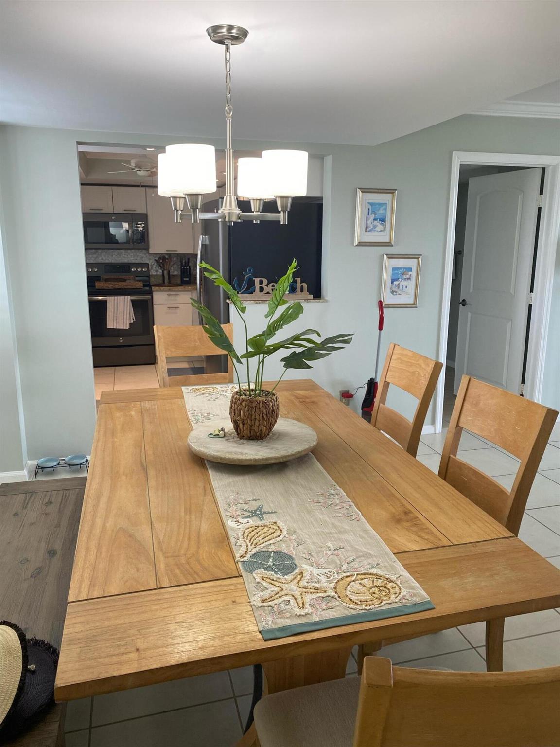 JUPITER OCEAN AND RACQUET - Residential Lease