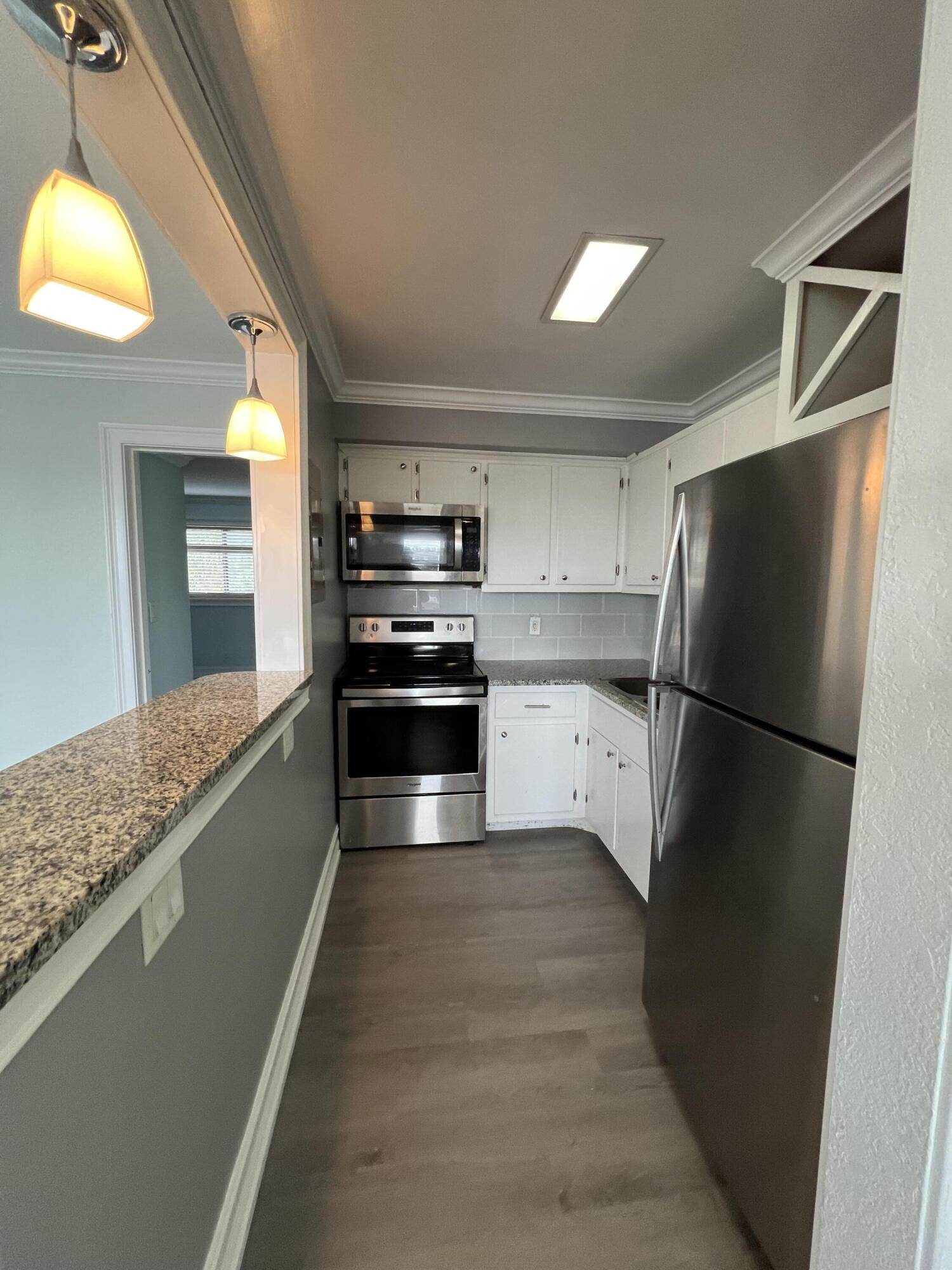 PALM BEACH LAKE WORTH EST - Residential Lease