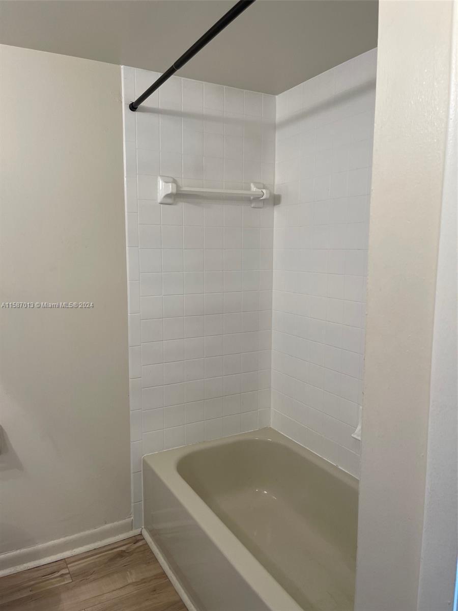 Lake Pointe Condo - Residential