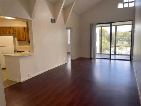 Tiny photo for 212 Lake Pointe Drive #313, Oakland Park, FL 33309 (MLS # B26021486)