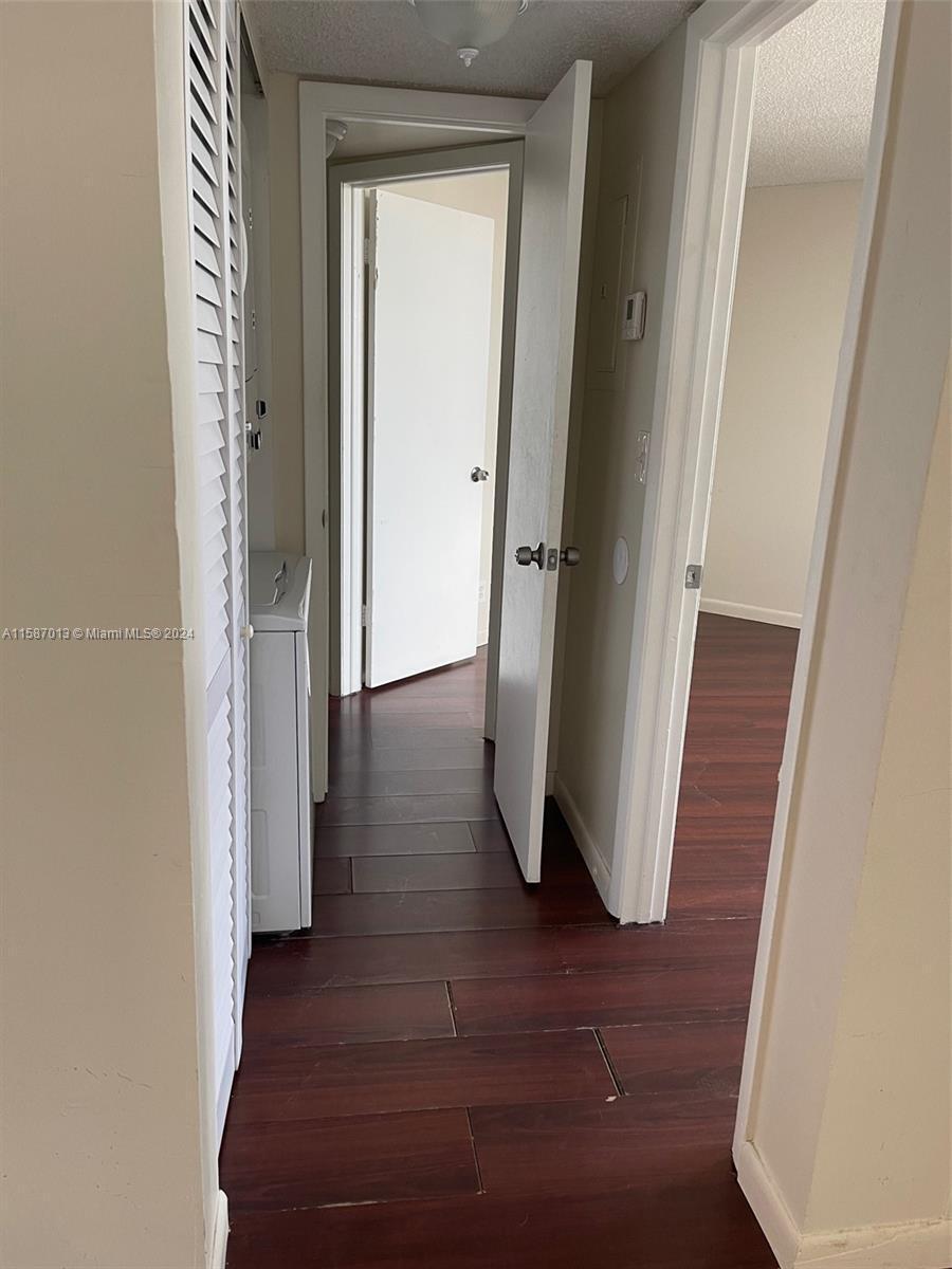 Lake Pointe Condo - Residential